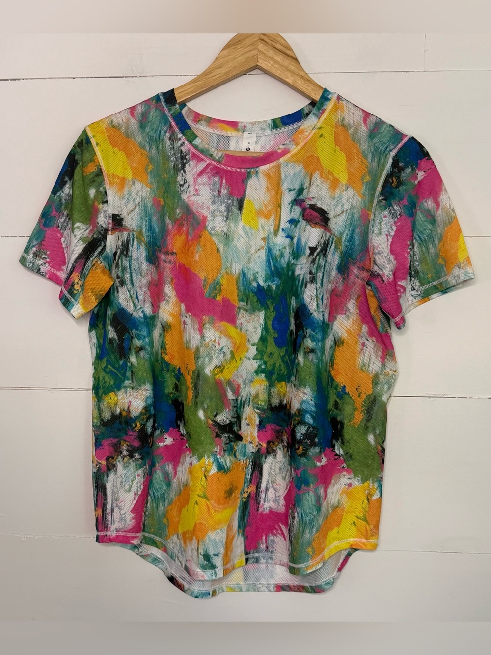 lululemon athletica Women's Multicolor Abstract Short Sleeve Tee